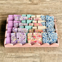 Load image into Gallery viewer, Floral Card Wallet