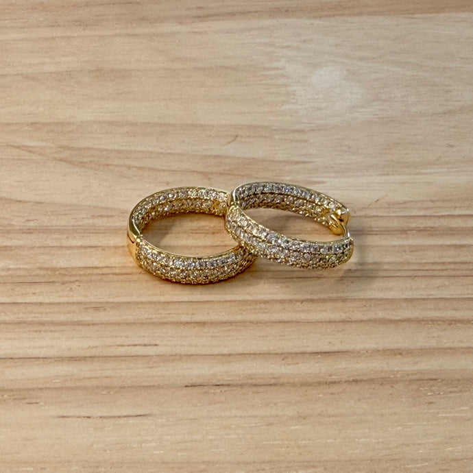 18mm Huggie Hoop Earrings 260