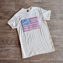 Load image into Gallery viewer, Appliqué Flag Tee