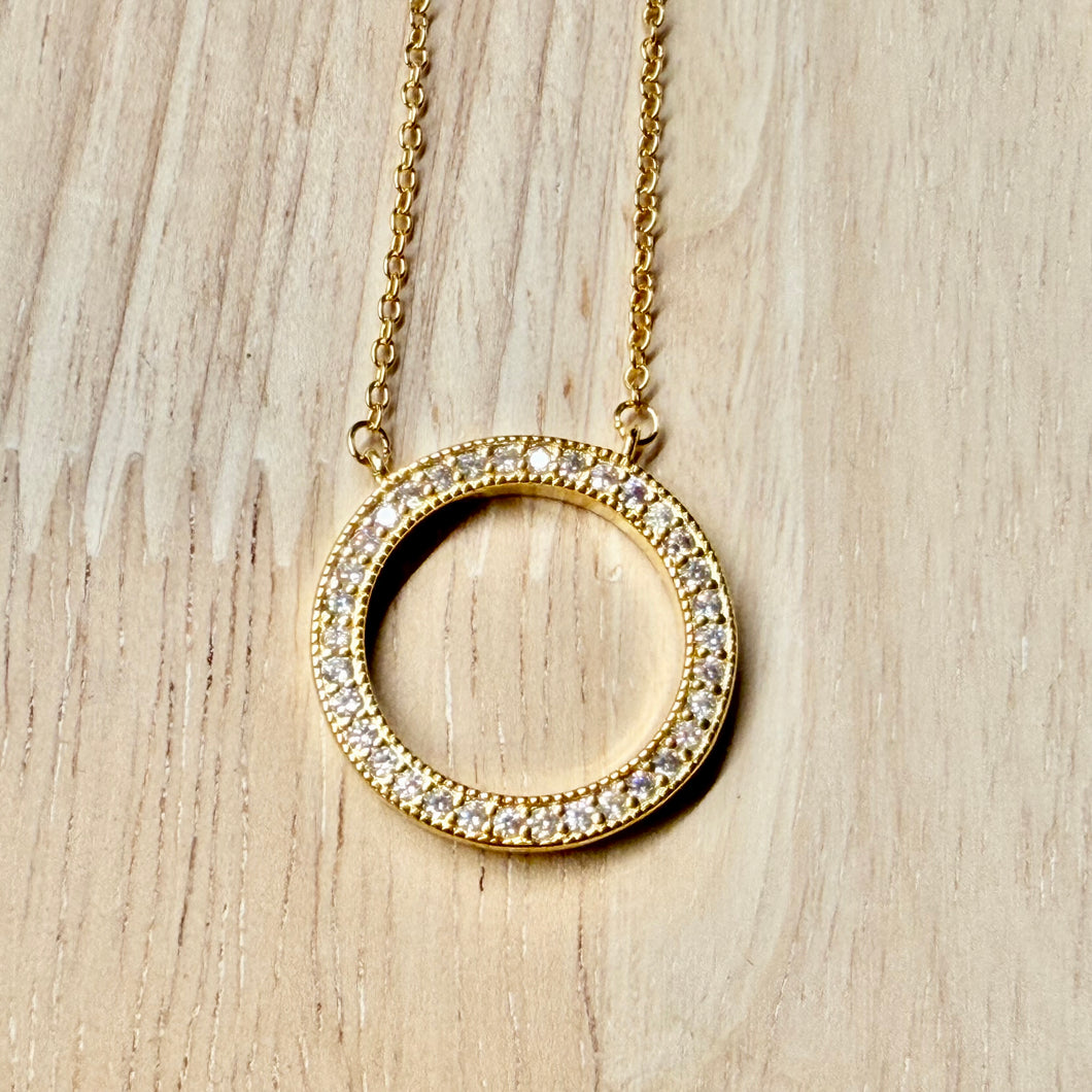 Pave Circle Pendant Necklace 278