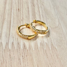 Load image into Gallery viewer, Criss Cross Diamond Huggie Earrings 270